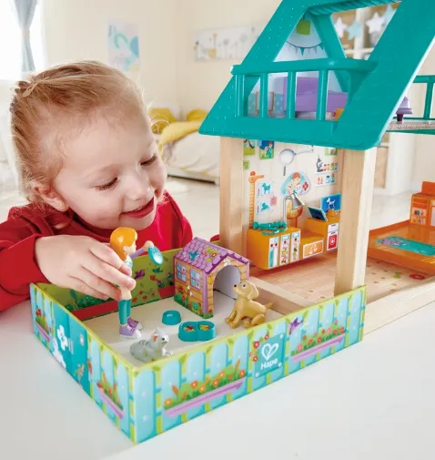 بيت دمى العيادة البيطرية Hape Furry Friend Vet Set