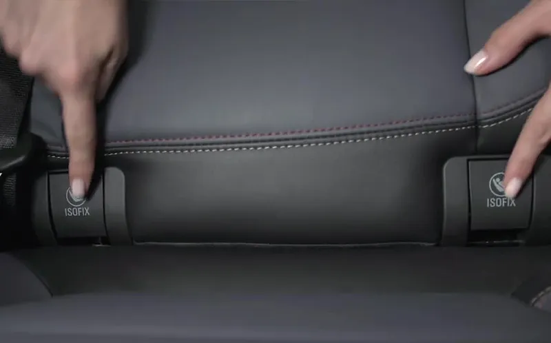 كيفية تركيب مقعد أطفال بنظام Isofix